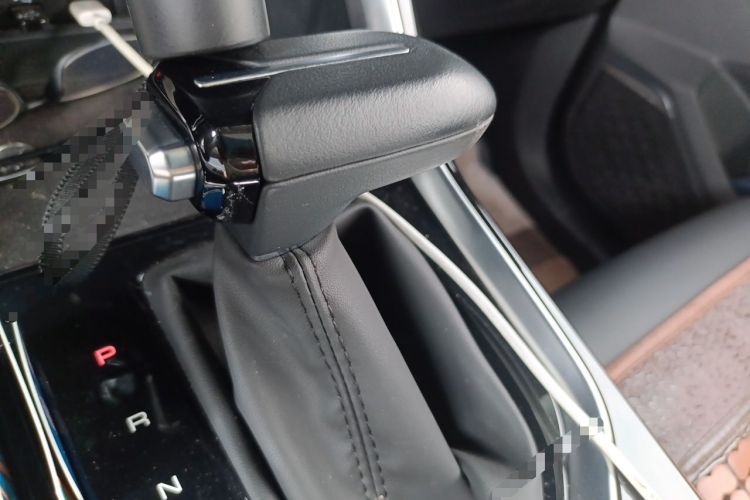 Used Wuling Asta 2021 1.5T CVT Star曜 Edition Gear Lever