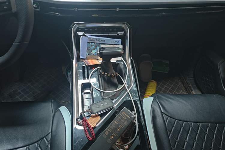 Used Wuling Asta 2021 1.5T CVT Starlight Edition Gear Lever