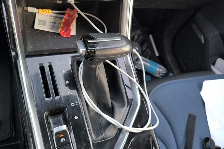 Used Wuling Asta 2021 1.5T CVT Starlight Edition Gear Lever