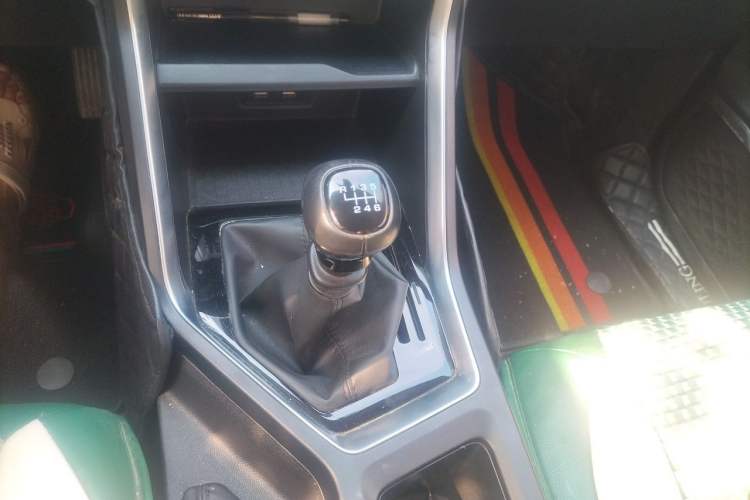 Used Wuling Asta 2021 1.5T Manual Starlight Edition Gear Lever
