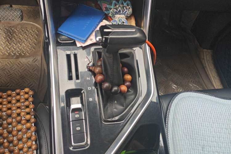 Used Wuling Asta 2021 1.5T CVT Star曜 Edition Gear Lever