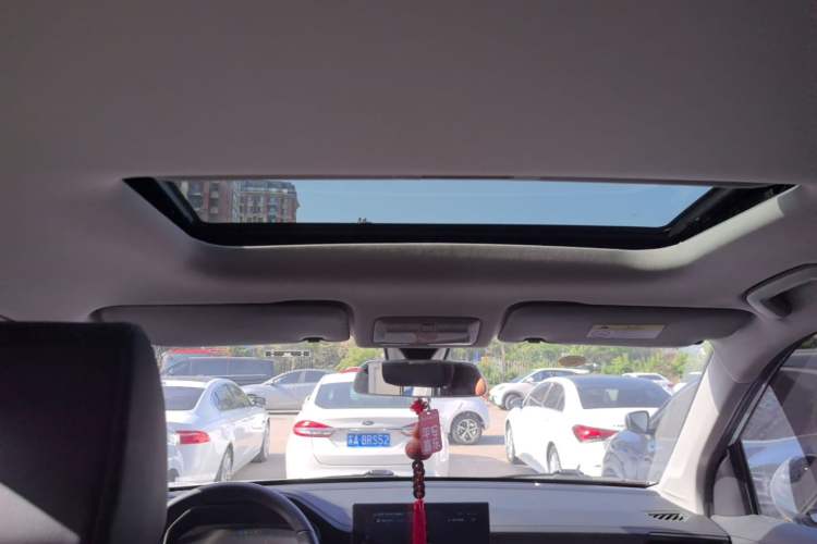 Used Wuling Asta 2021 1.5T CVT Starlight Edition Headliner