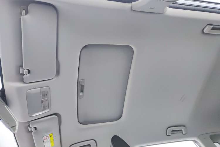 Used Wuling Asta 2021 1.5T CVT Starlight Edition Headliner