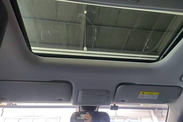 Used Wuling Asta 2021 1.5T CVT Starlight Edition Headliner