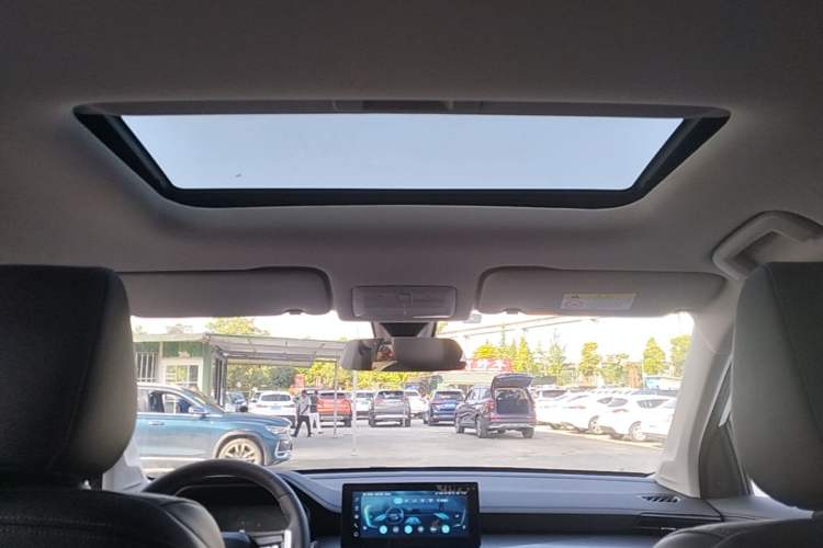 Used Wuling Asta 2021 1.5T CVT Starlight Edition Headliner