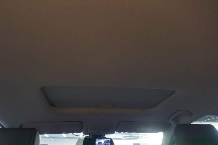 Used Wuling Asta 2021 1.5T CVT Starlight Edition Headliner