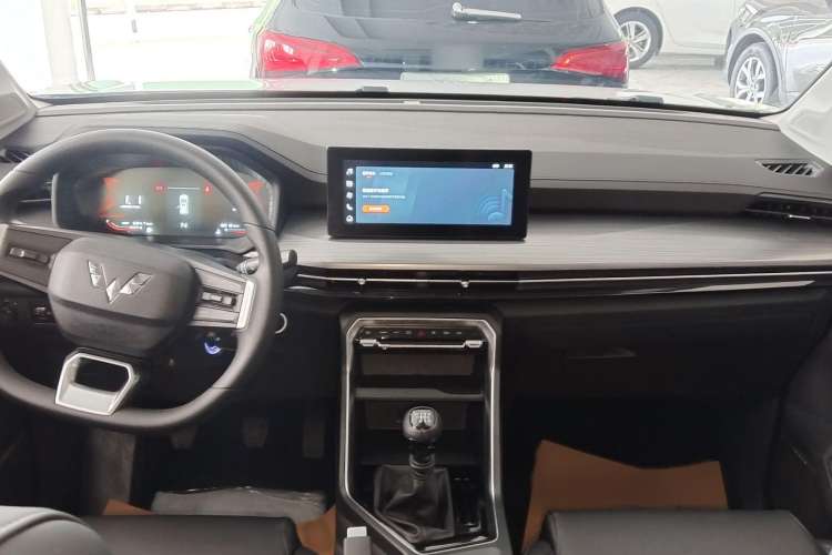 Used Wuling Asta 2021 1.5T Manual Starlight Edition Interior 1