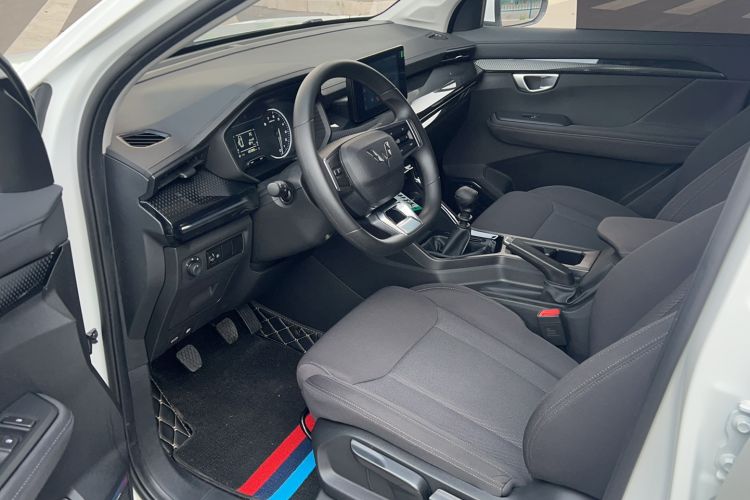 Used Wuling Asta 2021 1.5T Manual Xingyue Edition Interior 1