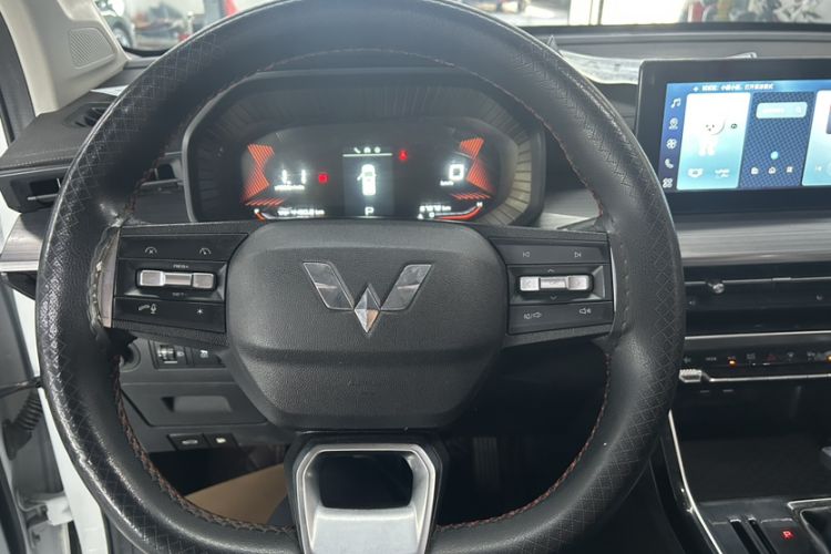 Used Wuling Asta 2021 1.5T CVT Starlight Edition Interior 2