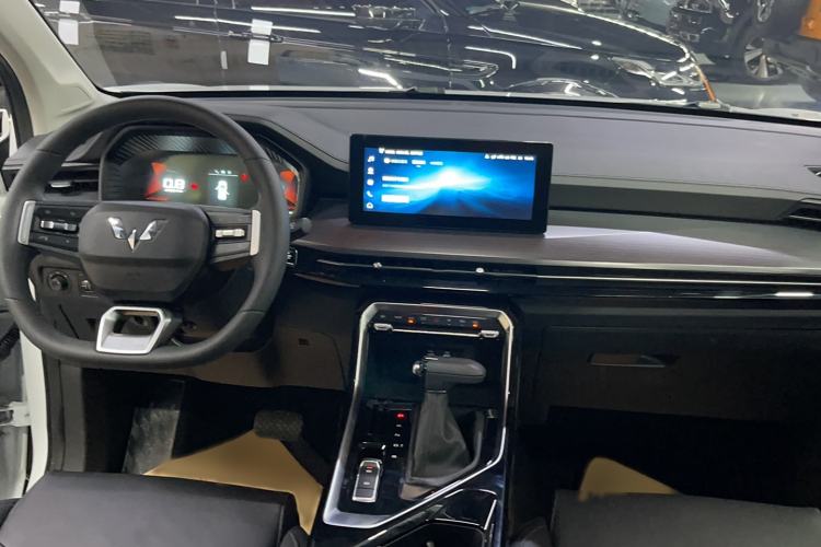 Used Wuling Asta 2021 1.5T CVT Starlight Edition Interior 3