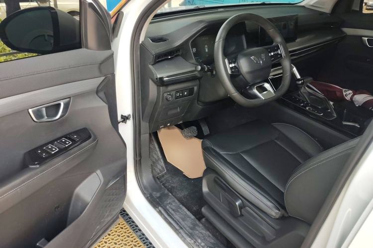 Used Wuling Asta 2021 1.5T CVT Starlight Edition Interior 3