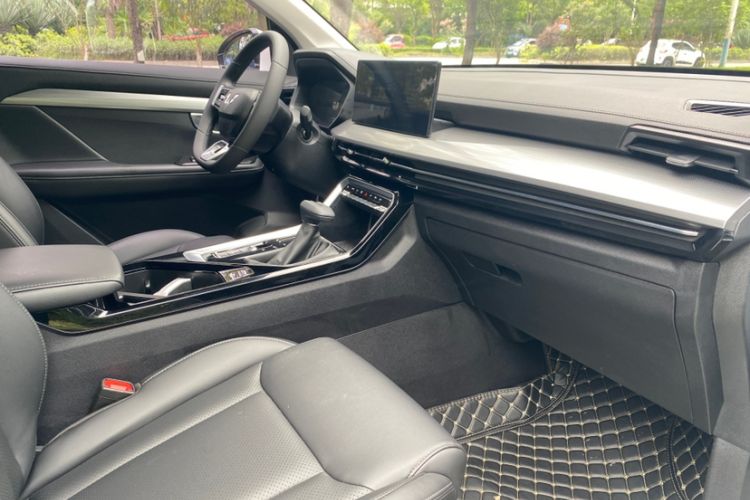 Used Wuling Asta 2021 1.5T CVT Starlight Edition Interior 3