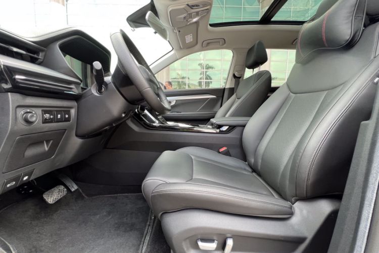Used Wuling Asta 2021 1.5T CVT Star曜 Edition Interior 4