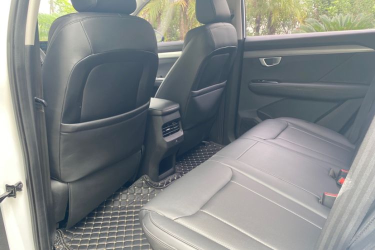 Used Wuling Asta 2021 1.5T CVT Starlight Edition Interior 4