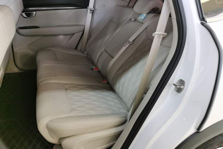 Used Wuling Asta 2021 1.5T CVT Star曜 Edition Interior 4