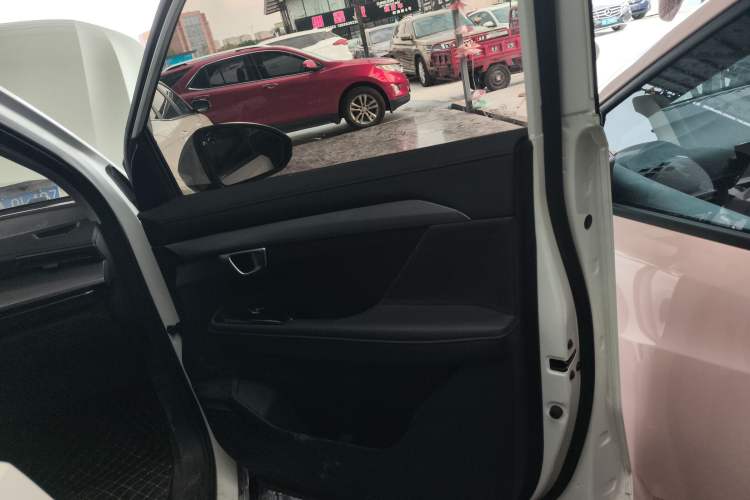 Used Wuling Asta 2021 1.5T Manual Starlight Edition Interior 5