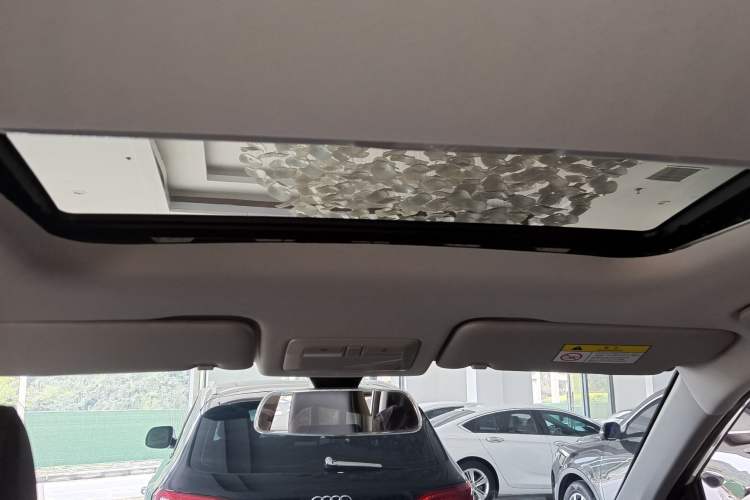 Used Wuling Asta 2021 1.5T Manual Starlight Edition Interior 7