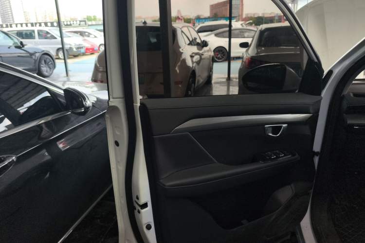 Used Wuling Asta 2021 1.5T Manual Starlight Edition Interior 7