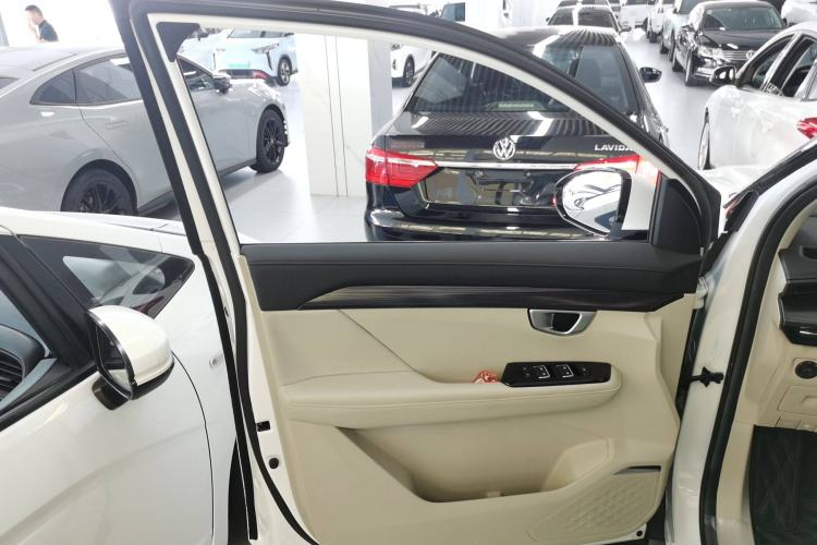 Used Wuling Asta 2021 1.5T CVT Star曜 Edition Interior 7