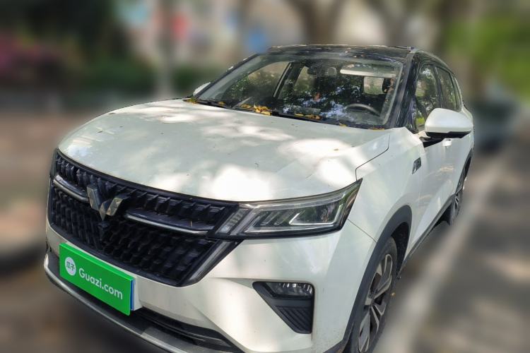 Used Wuling Asta 2021 1.5T CVT Star曜 Edition Guazi used car, China used car export, Used car for sale, Used cars, Cheapest cars for sale