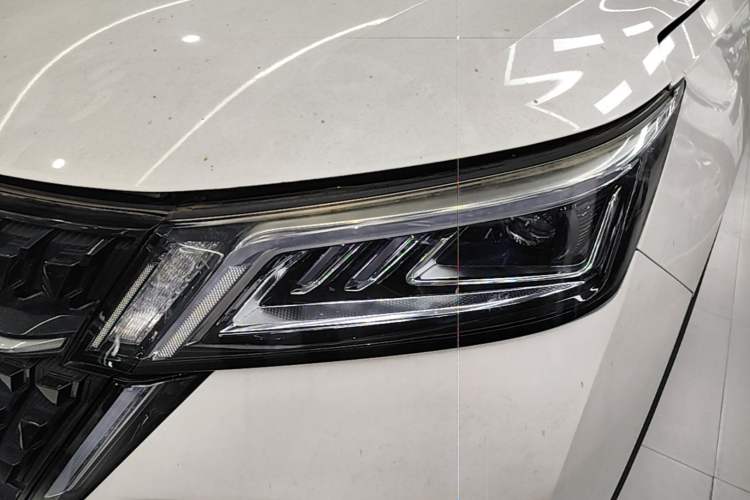 Used Wuling Asta 2021 1.5T CVT Starlight Edition Left Front Headlight
