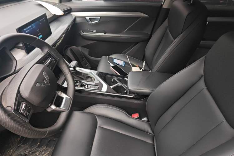 Used Wuling Asta 2021 1.5T CVT Star曜 Edition Left Front Seat