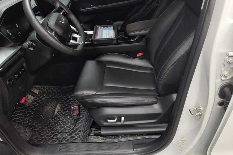 Used Wuling Asta 2021 1.5T CVT Star曜 Edition Left Front Seat