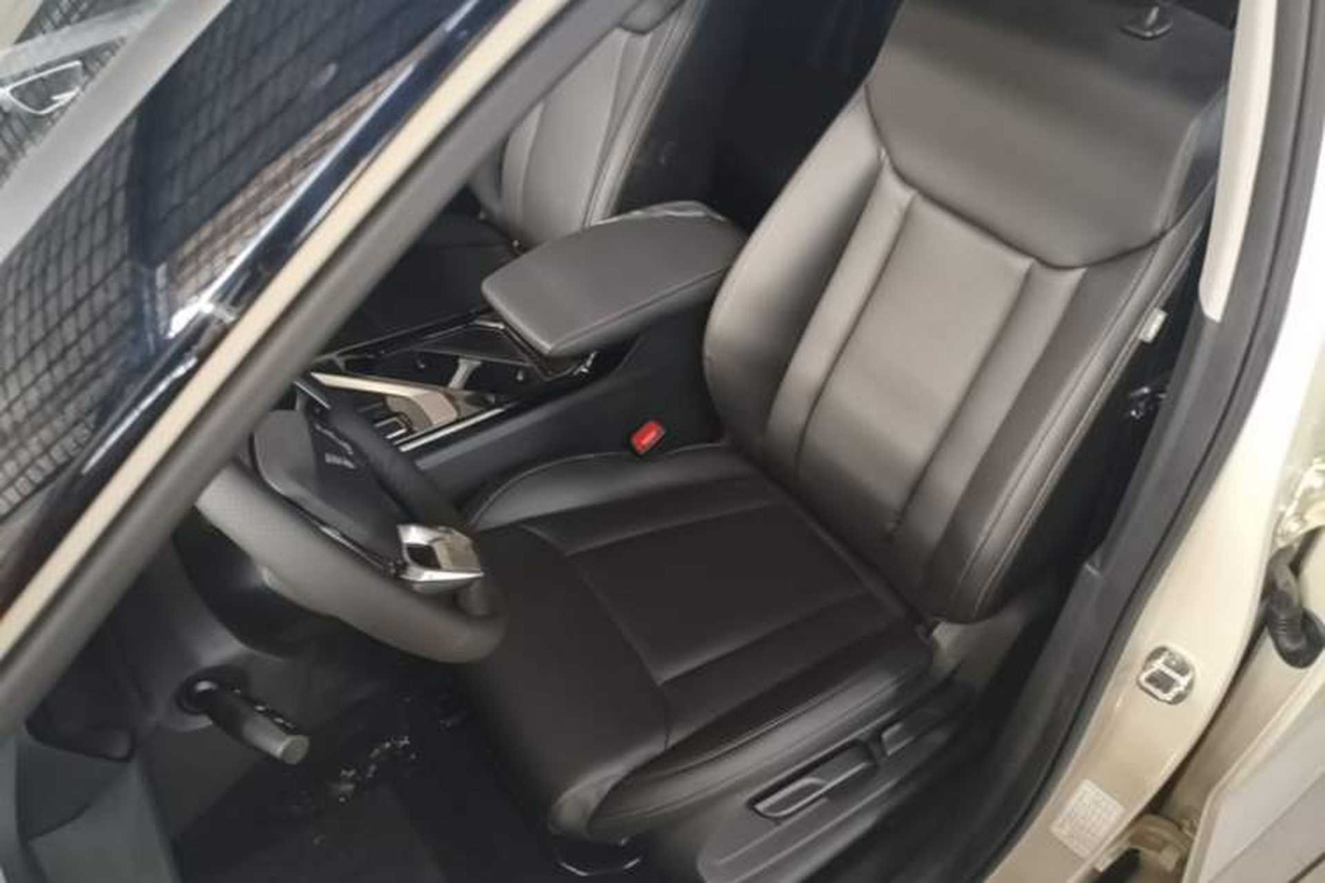 Used Wuling Asta 2021 1.5T CVT Starlight Edition Left Front Seat