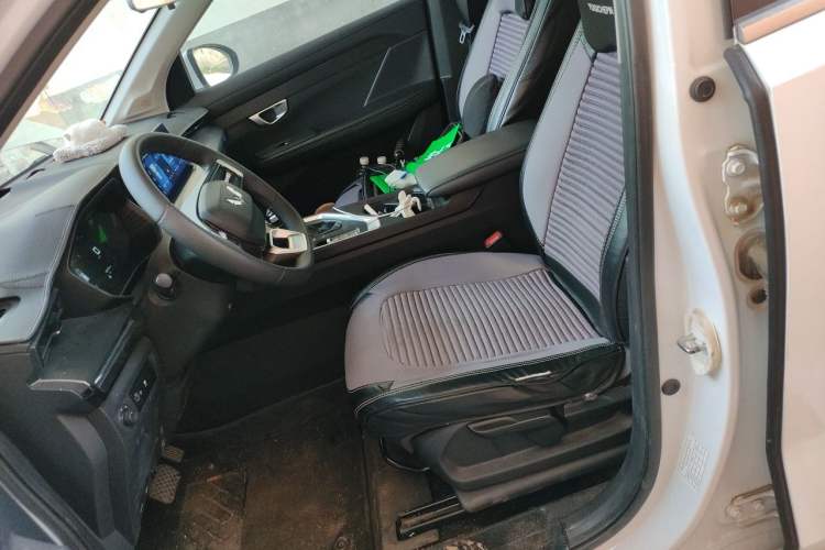 Used Wuling Asta 2021 1.5T CVT Starlight Edition Left Front Seat