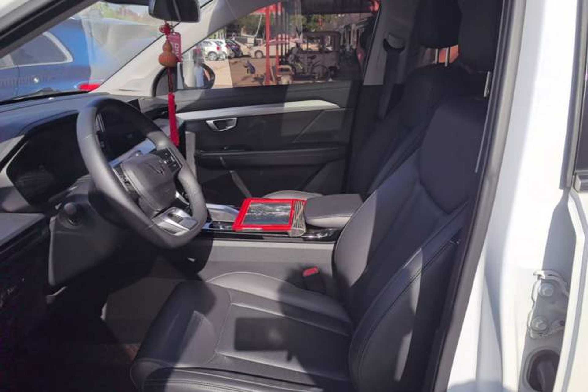 Used Wuling Asta 2021 1.5T CVT Starlight Edition Left Front Seat