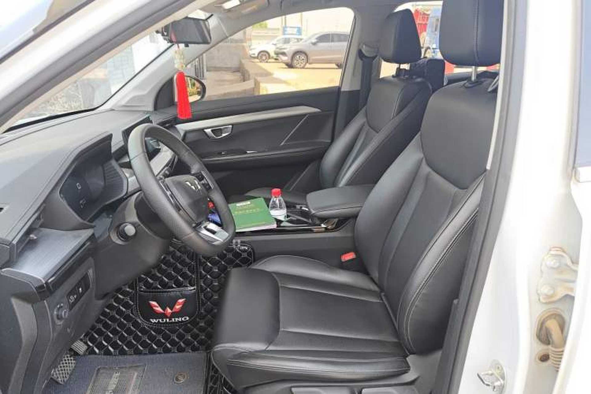 Used Wuling Asta 2021 1.5T CVT Starlight Edition Left Front Seat
