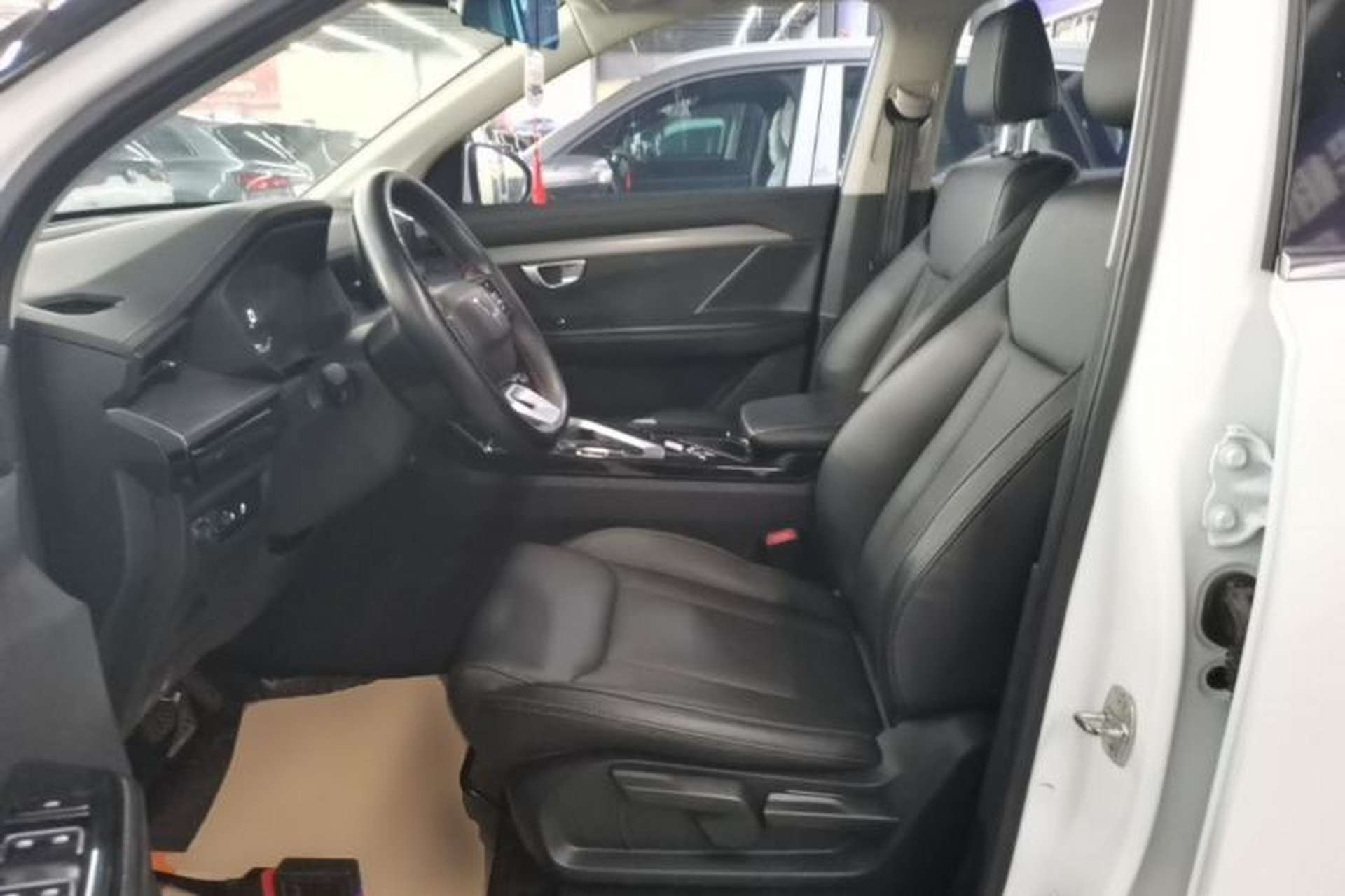 Used Wuling Asta 2021 1.5T CVT Starlight Edition Left Front Seat