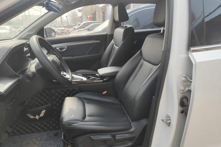 Used Wuling Asta 2021 1.5T CVT Starlight Edition Left Front Seat