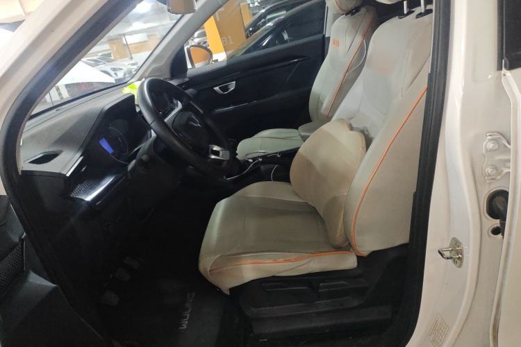 Used Wuling Asta 2021 1.5T Manual Xingyue Edition Left Front Seat