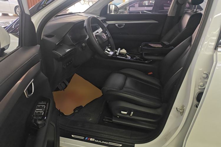 Used Wuling Asta 2021 1.5T CVT Star曜 Edition Left Front Seat