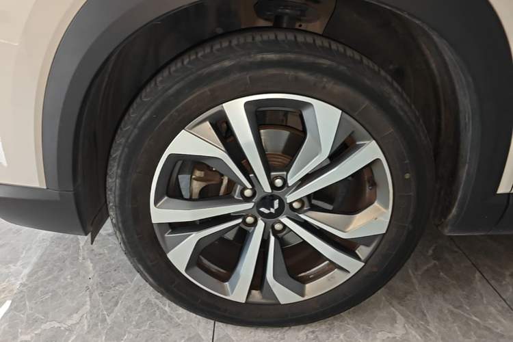 Used Wuling Asta 2021 1.5T CVT Star曜 Edition Left Front Wheel Hub
