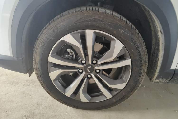 Used Wuling Asta 2021 1.5T CVT Starlight Edition Left Front Wheel Hub