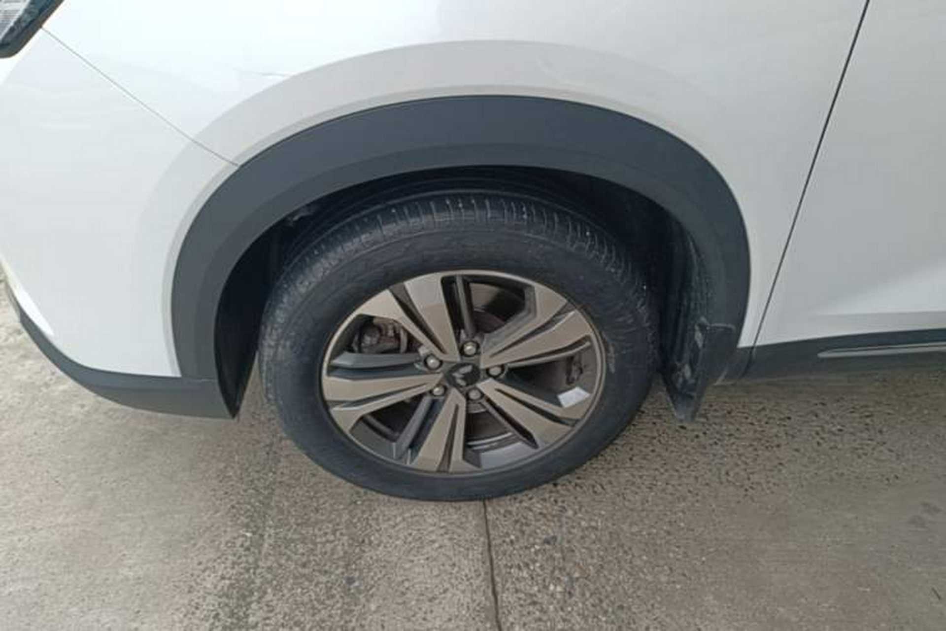 Used Wuling Asta 2021 1.5T Manual Star Edition Left Front Wheel Hub