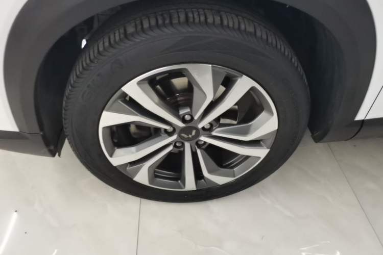 Used Wuling Asta 2021 1.5T CVT Starlight Edition Left Front Wheel Hub