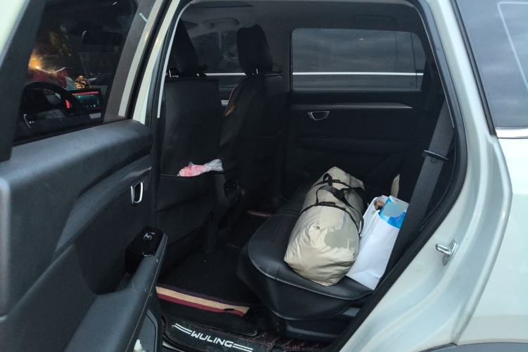 Used Wuling Asta 2021 1.5T CVT Starlight Edition Left Rear Seat