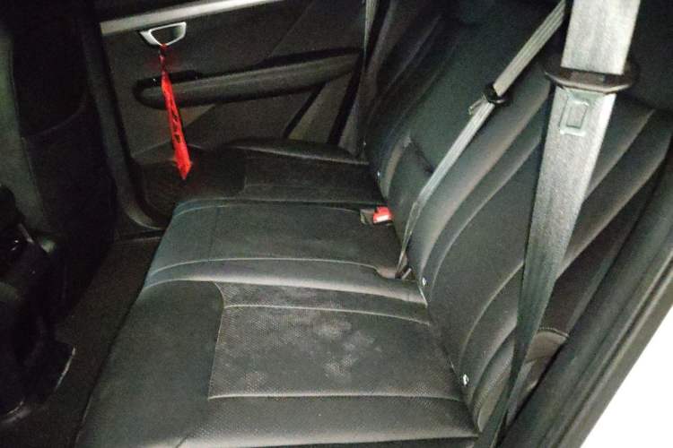 Used Wuling Asta 2021 1.5T CVT Starlight Edition Left Rear Seat