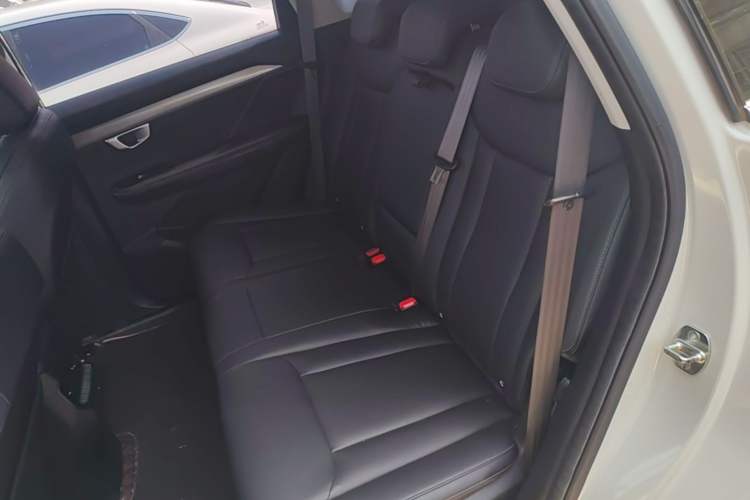 Used Wuling Asta 2021 1.5T CVT Star曜 Edition Left Rear Seat
