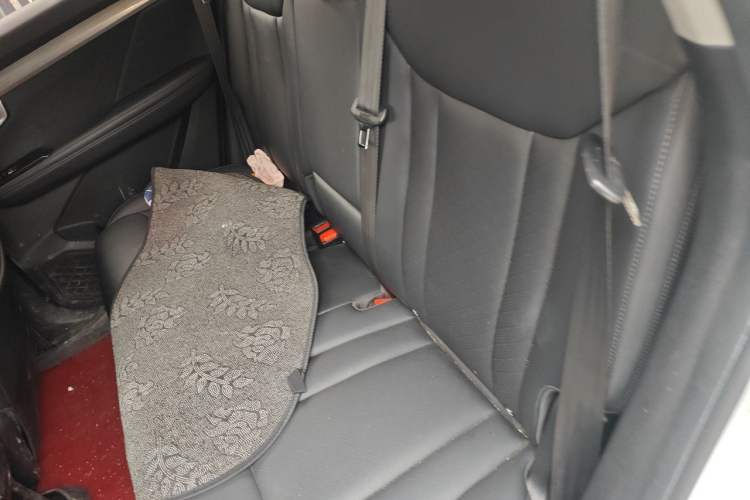 Used Wuling Asta 2021 1.5T CVT Star曜 Edition Left Rear Seat