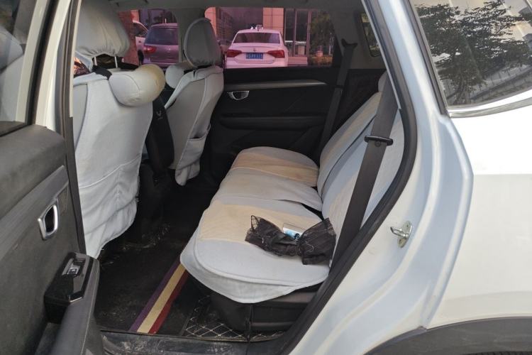 Used Wuling Asta 2021 1.5T CVT Starlight Edition Left Rear Seat