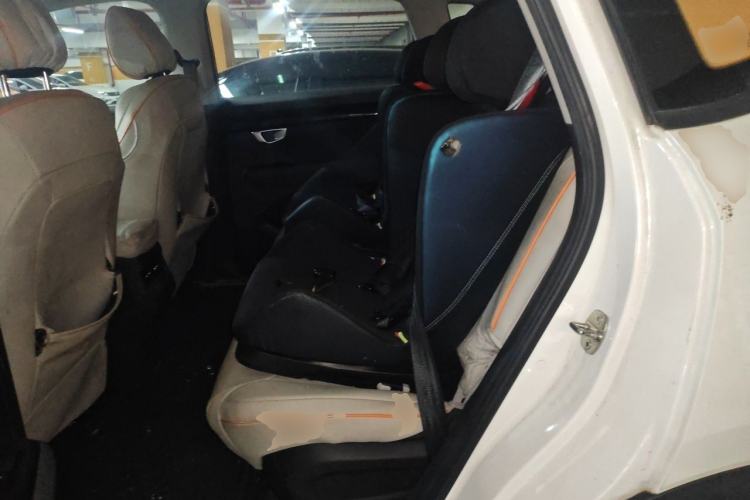 Used Wuling Asta 2021 1.5T Manual Xingyue Edition Left Rear Seat