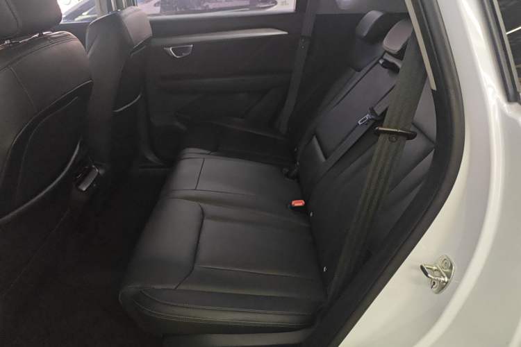 Used Wuling Asta 2021 1.5T CVT Star曜 Edition Left Rear Seat