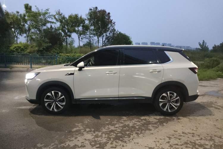 Used Wuling Asta 2021 1.5T CVT Star曜 Edition Left Side