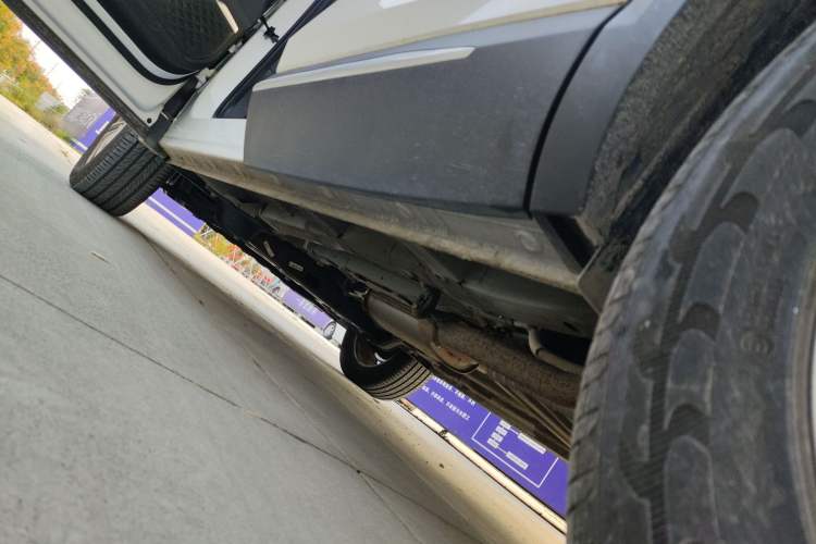 Used Wuling Asta 2021 1.5T Manual Xingyue Edition Left Side Sill