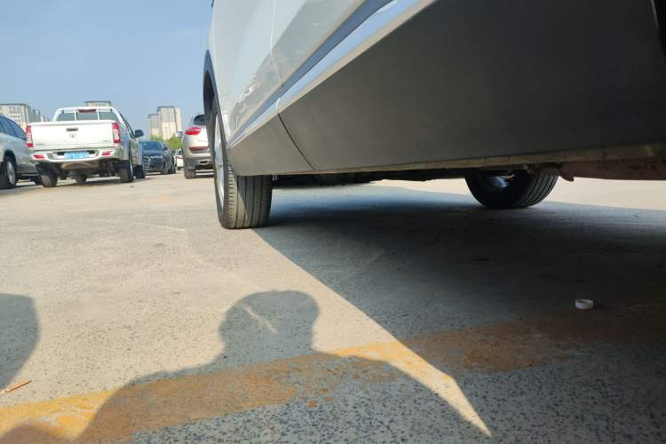 Used Wuling Asta 2021 1.5T Manual Xingyue Edition Left Side Sill