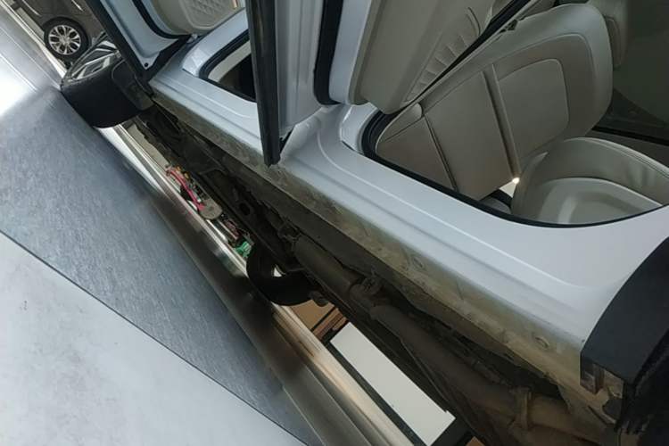 Used Wuling Asta 2021 1.5T CVT Star曜 Edition Left Side Sill